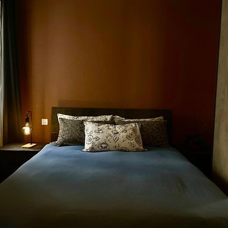 Mqabba Airport Accommodation Bedroom With Your Own Private Bathroom Self Check In And Self Check Out Air-Condition Included מראה חיצוני תמונה