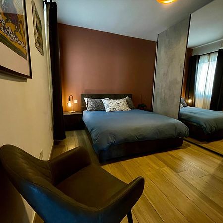 Mqabba Airport Accommodation Bedroom With Your Own Private Bathroom Self Check In And Self Check Out Air-Condition Included מראה חיצוני תמונה
