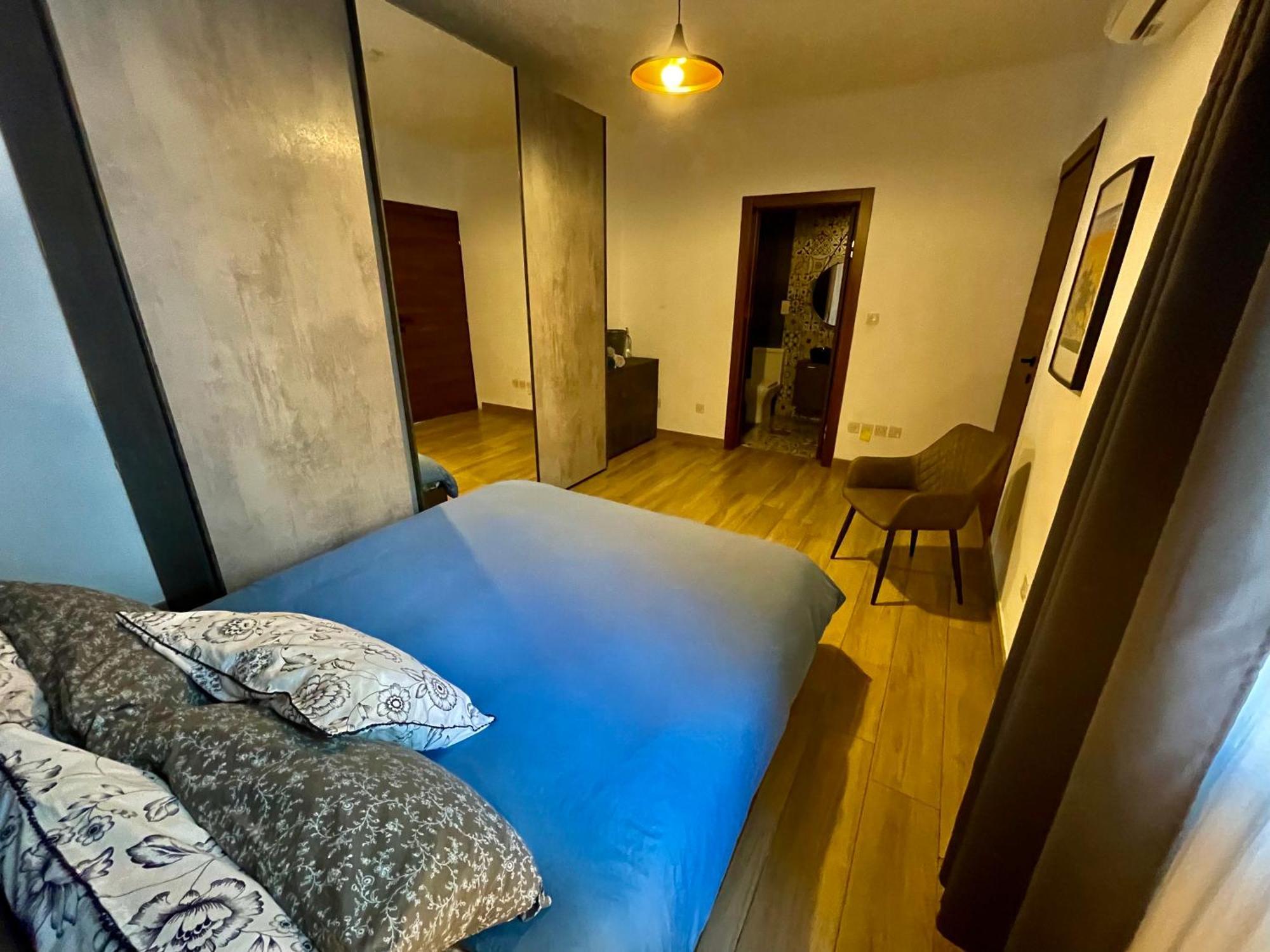 Mqabba Airport Accommodation Bedroom With Your Own Private Bathroom Self Check In And Self Check Out Air-Condition Included מראה חיצוני תמונה